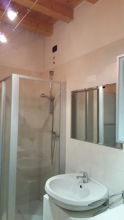 Flats4Rent Tommaso Διαμέρισμα Βερόνα Εξωτερικό φωτογραφία